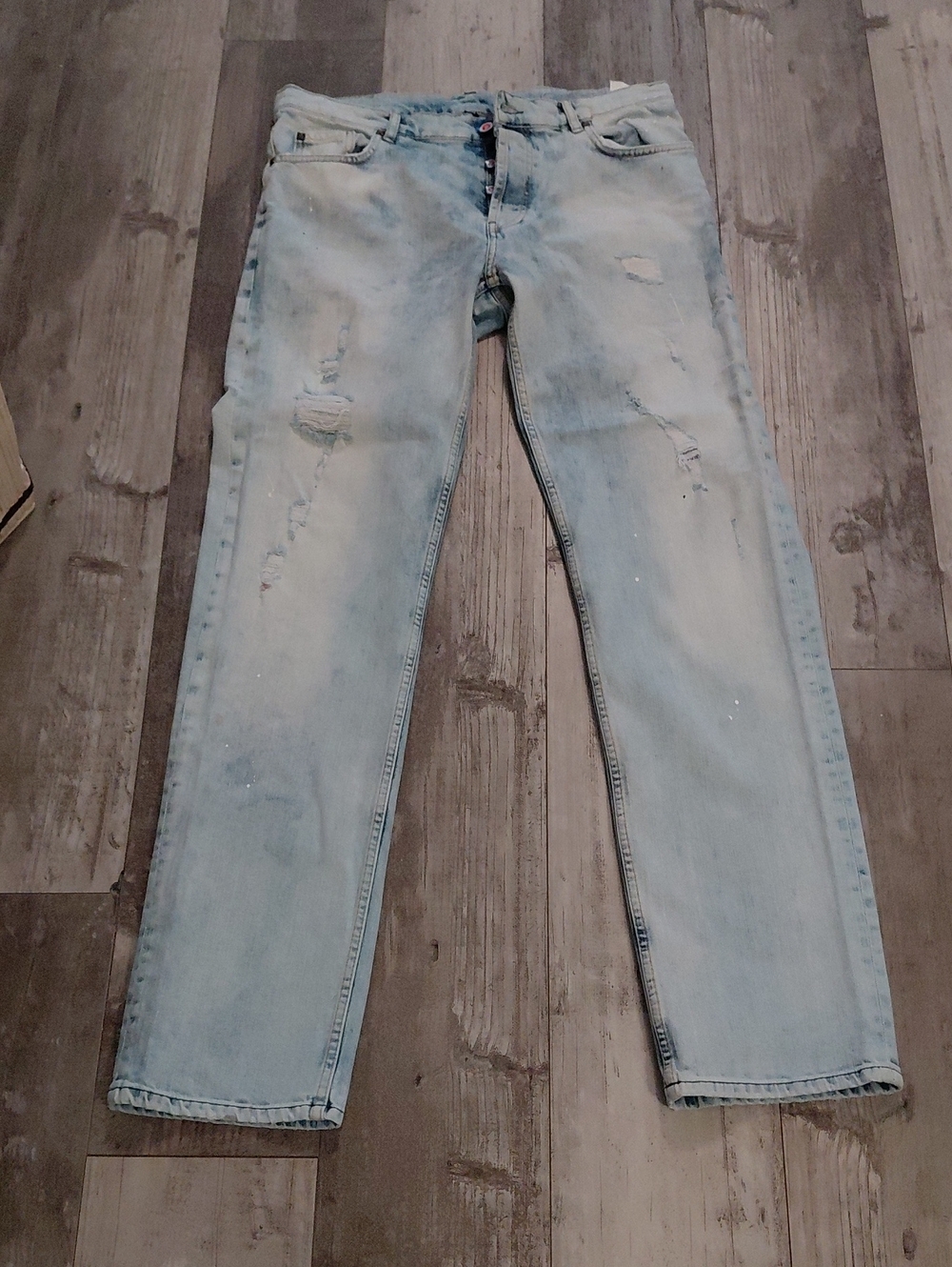 JACK&JONES Light Blue Distressed Men’s Jeans. Button Fly. Size 34X34